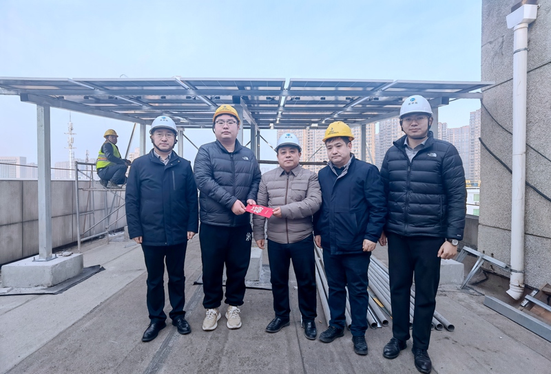 2025.1.10  光储项目慰问照片_副本_800.jpg