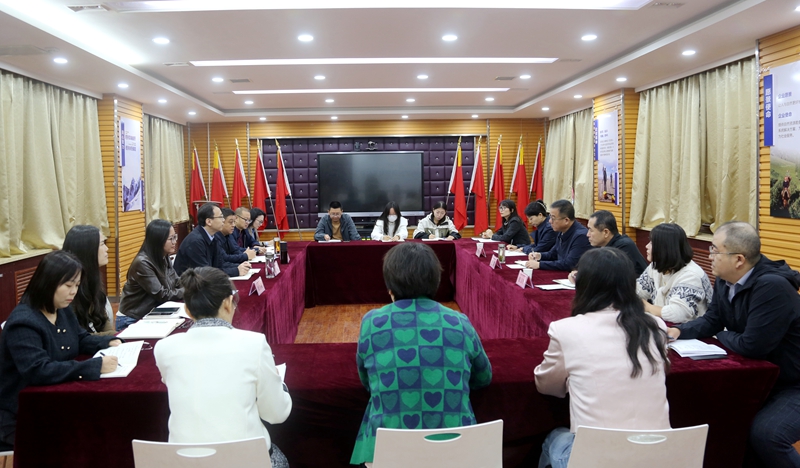 党向阳深入陕西地矿区研院有限公司开展接访下访下基层 工作