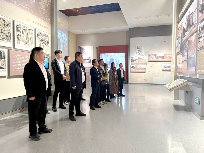 我公司两个党支部联合开展主题党日活动